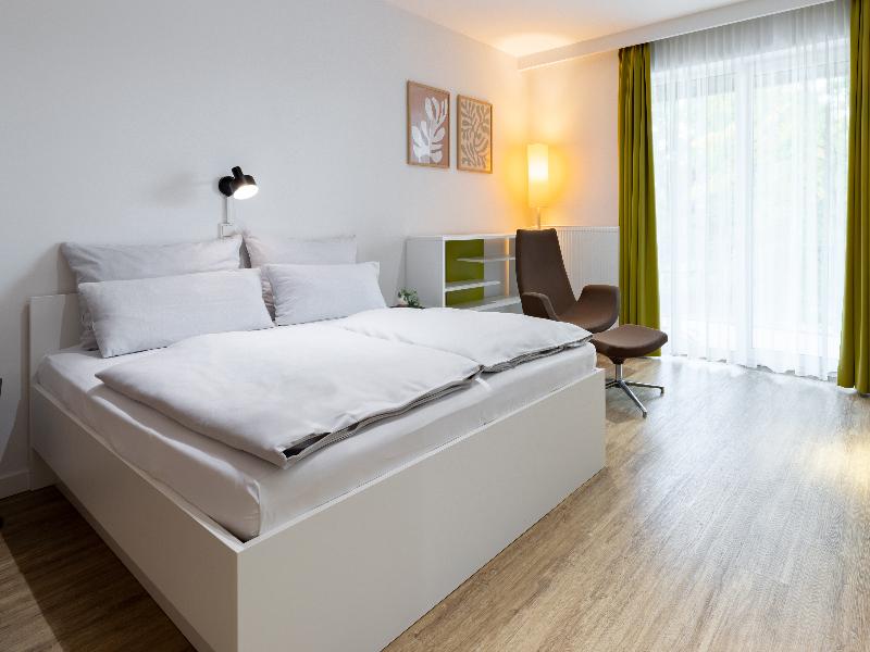 Candlewood Suites Furth — exterior view