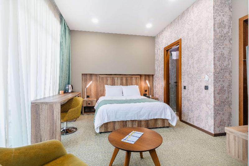 Best Western Tbilisi City Center image
