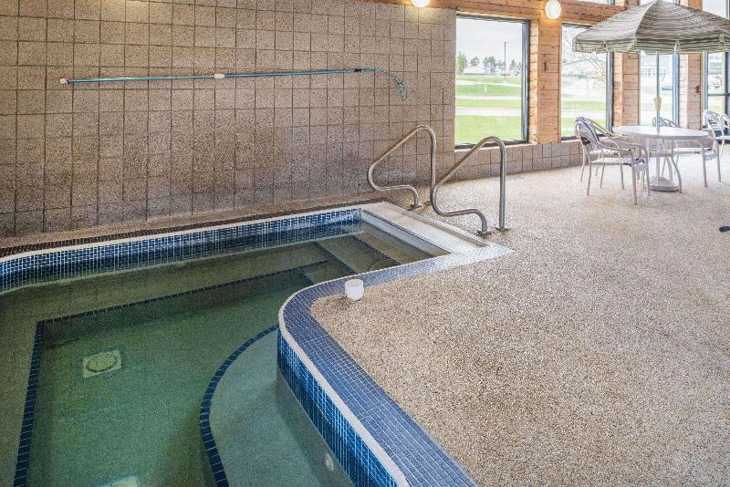 Americinn By Wyndham Valley City Conference Center image