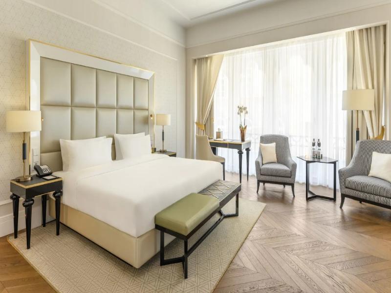 Párisi Udvar Hotel Budapest, part of Hyatt image