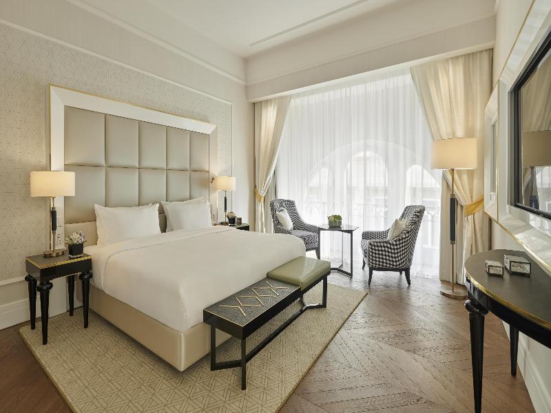 Párisi Udvar Hotel Budapest, part of Hyatt image