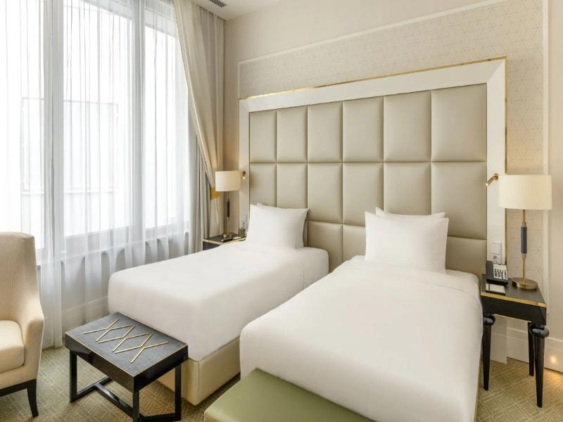 Párisi Udvar Hotel Budapest, part of Hyatt image