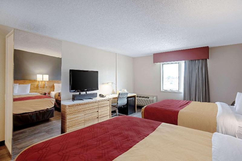 Quality Inn Frontier At U.S. Hwy 30 image
