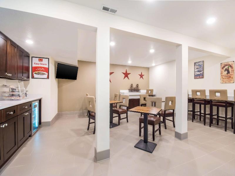 Econo Lodge Umatilla Columbia River Area image