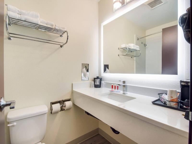 Econo Lodge Umatilla Columbia River Area image