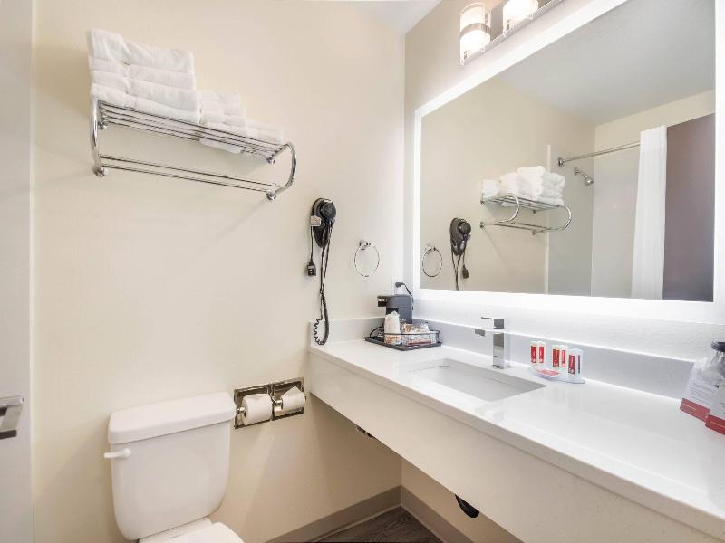 Econo Lodge Umatilla Columbia River Area image