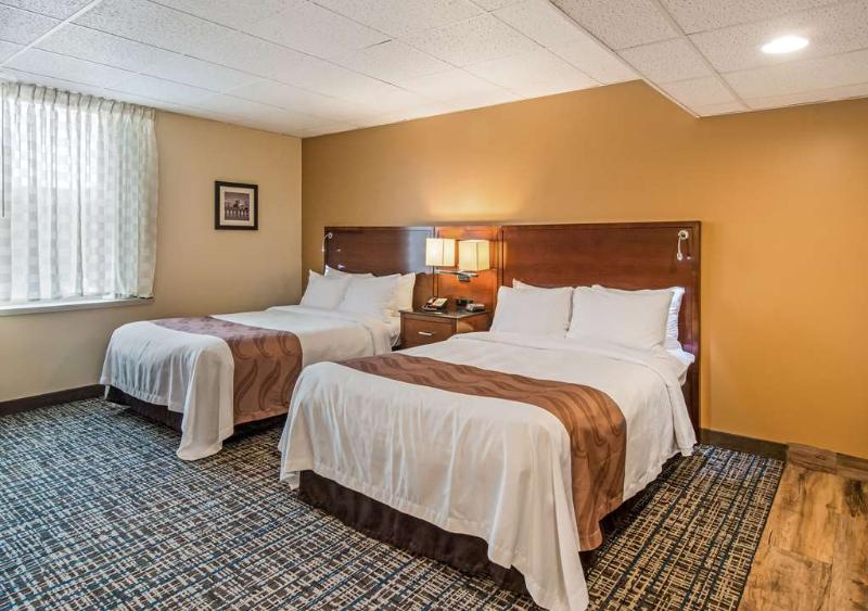 Quality Inn & Suites Eveleth image