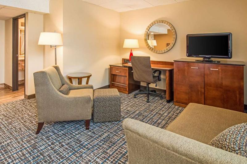 Quality Inn & Suites Eveleth image
