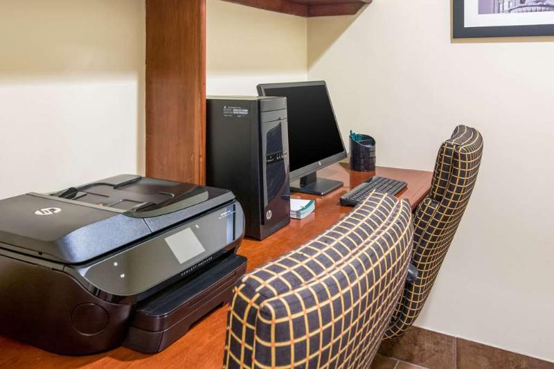 Quality Inn & Suites Eveleth image