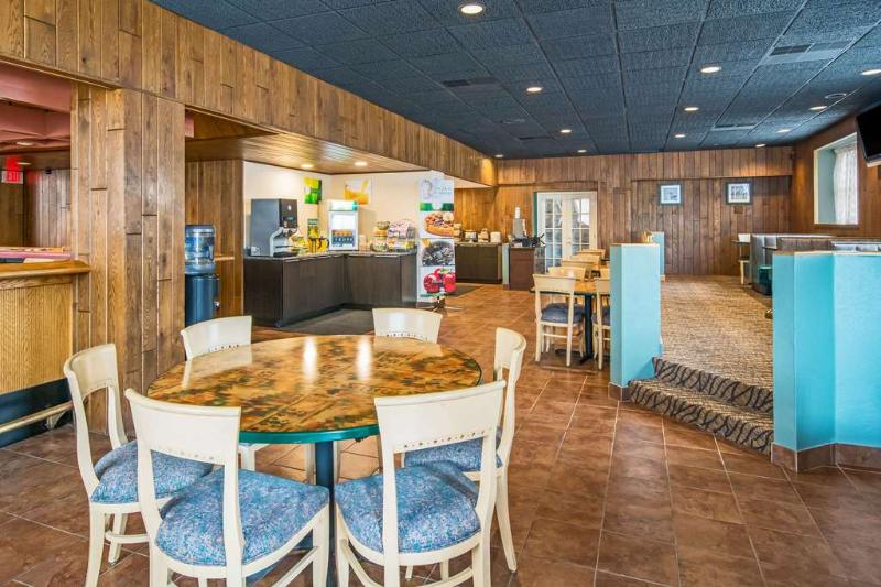 Quality Inn & Suites Eveleth image