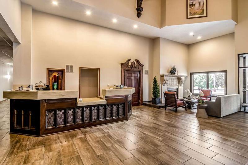 Riverview Inn & Suites, an Ascend Hotel