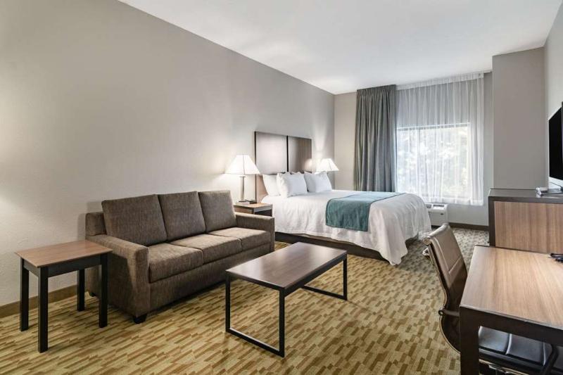 Riverview Inn & Suites, an Ascend Hotel