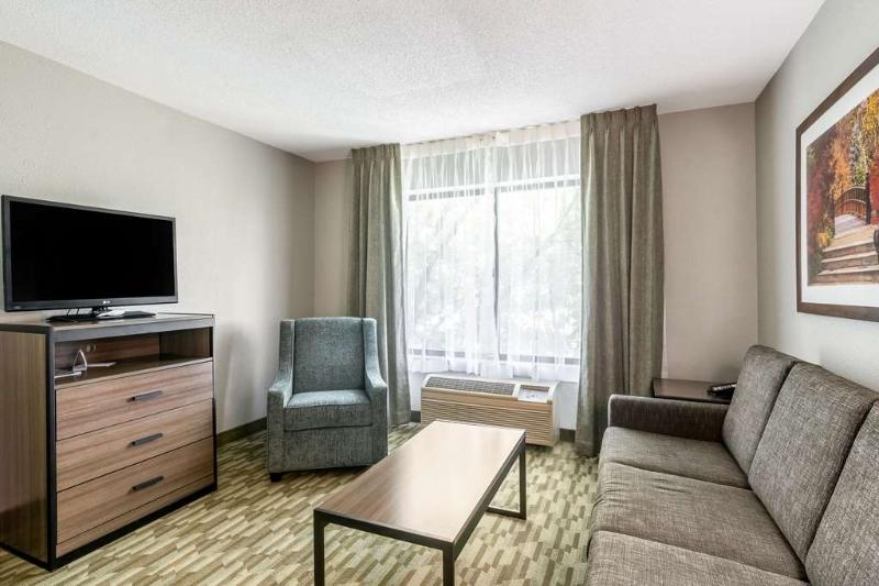 Riverview Inn & Suites, an Ascend Hotel