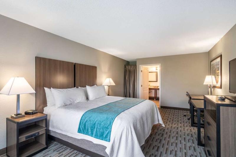 Riverview Inn & Suites, an Ascend Hotel