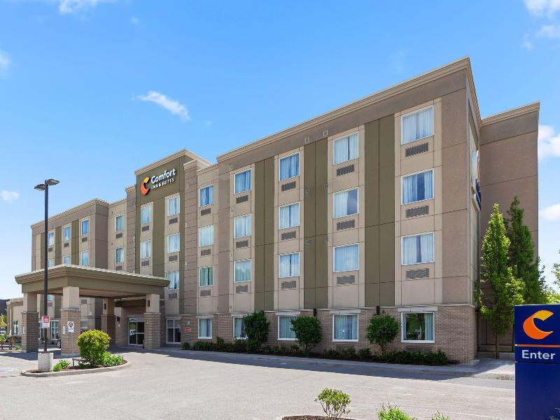 Comfort Inn & Suites Bowmanville image