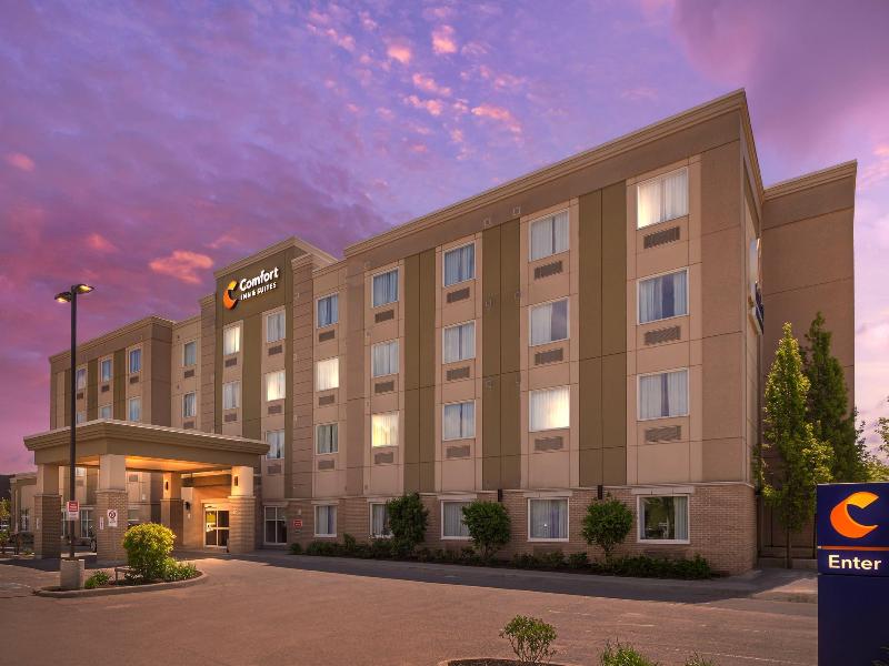 Comfort Inn & Suites Bowmanville image
