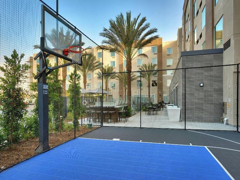 Courtyard Los Angeles Lax Hawthorne image