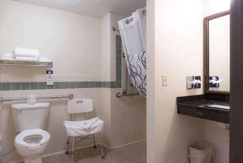 Americinn By Wyndham Wabasha image