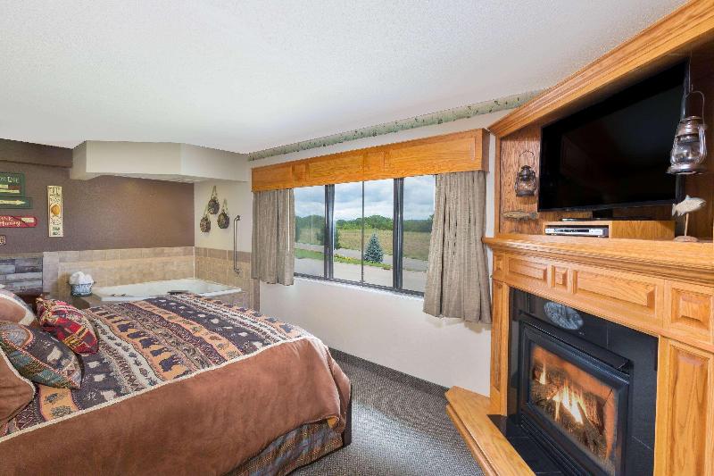 Americinn By Wyndham Wabasha image