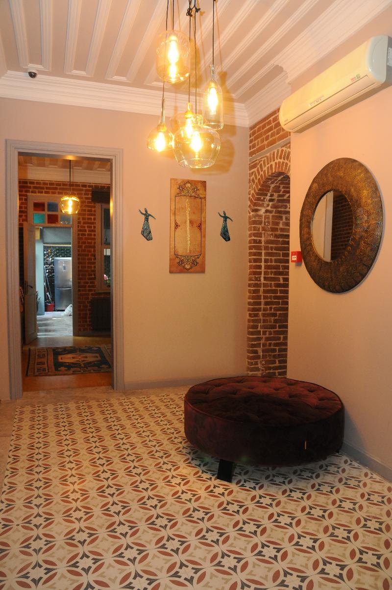 El Gusto Hotel — photo 2