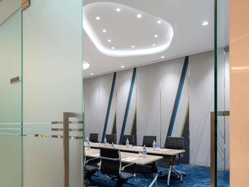 ibis Styles Bangkok Ratchada image