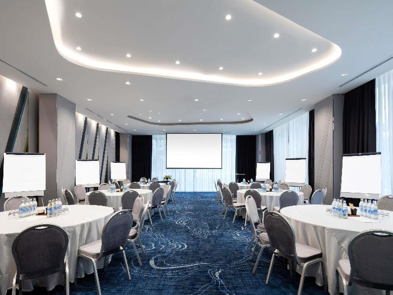ibis Styles Bangkok Ratchada image