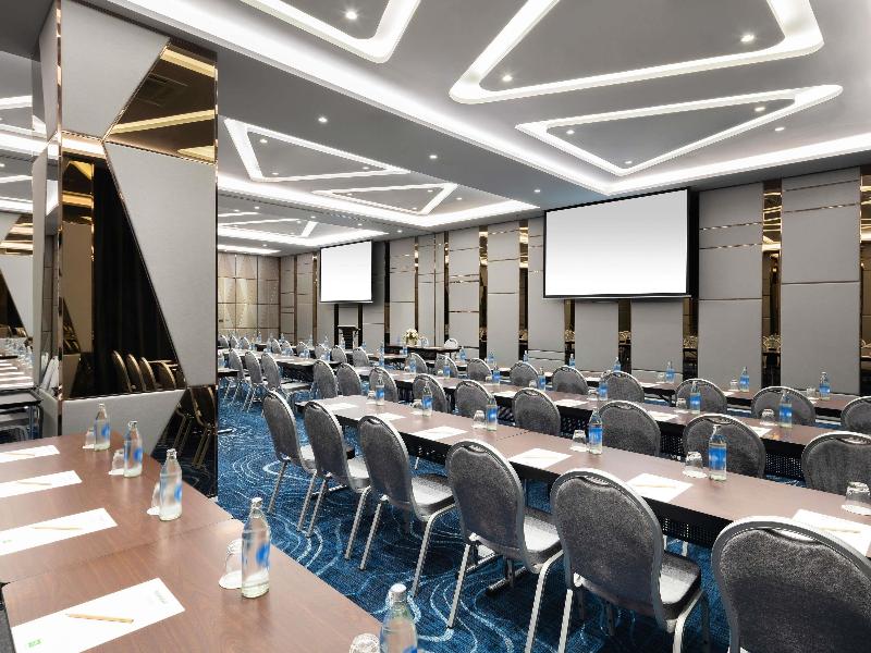 ibis Styles Bangkok Ratchada image
