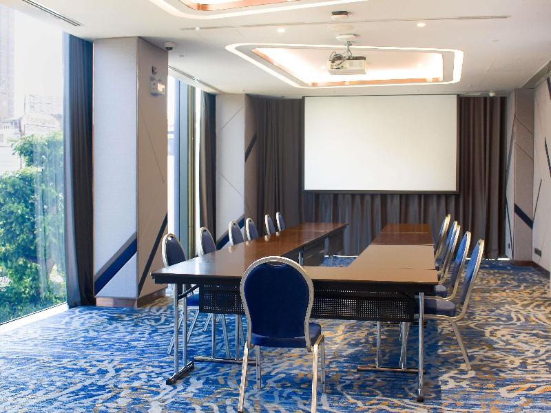 ibis Styles Bangkok Ratchada image
