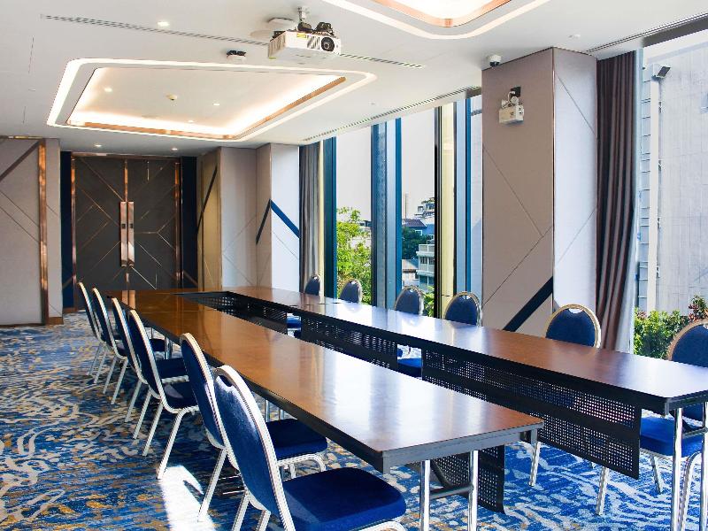 ibis Styles Bangkok Ratchada image