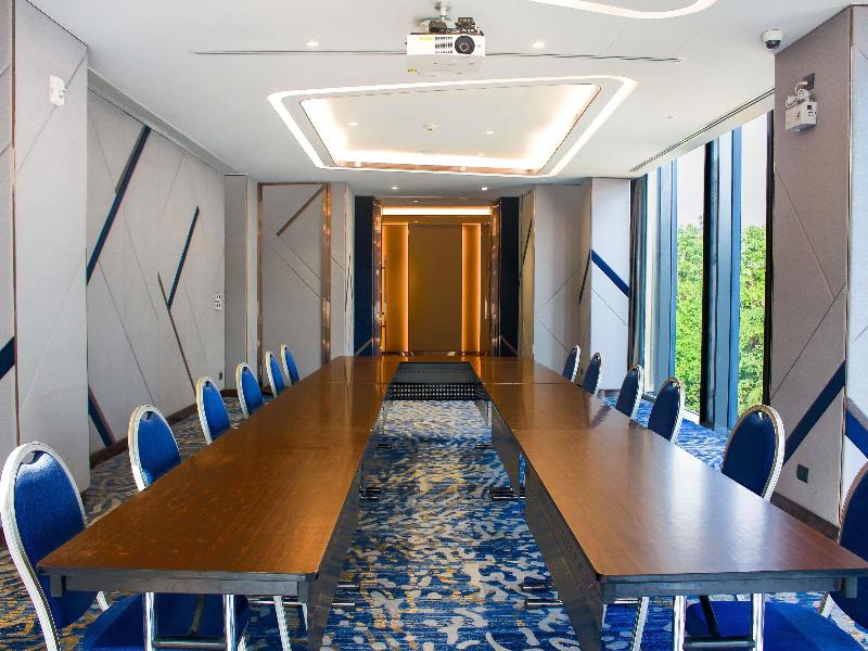 ibis Styles Bangkok Ratchada image