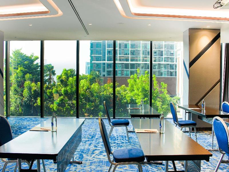 ibis Styles Bangkok Ratchada image