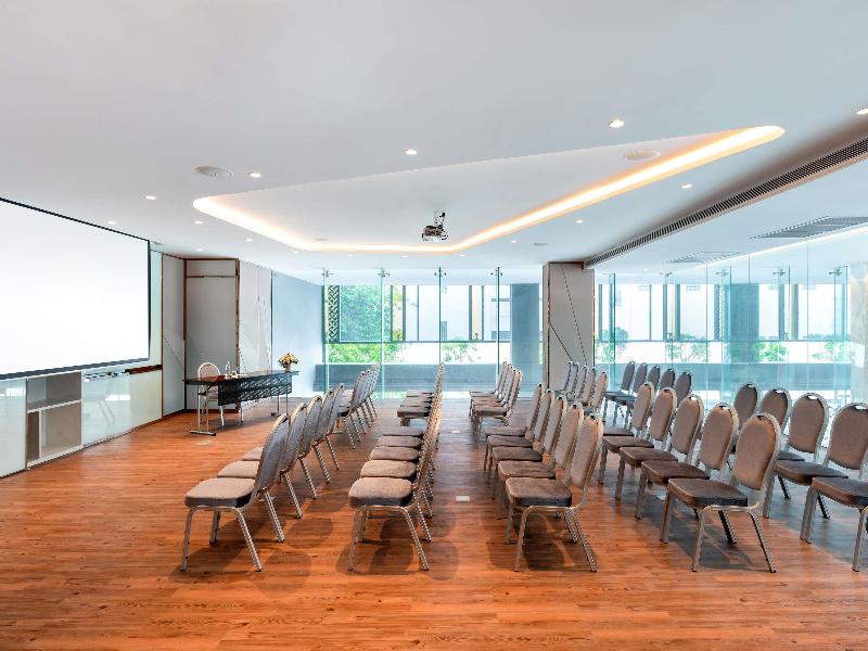 ibis Styles Bangkok Ratchada image