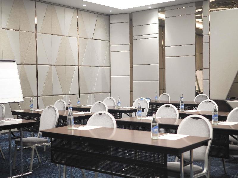 ibis Styles Bangkok Ratchada image