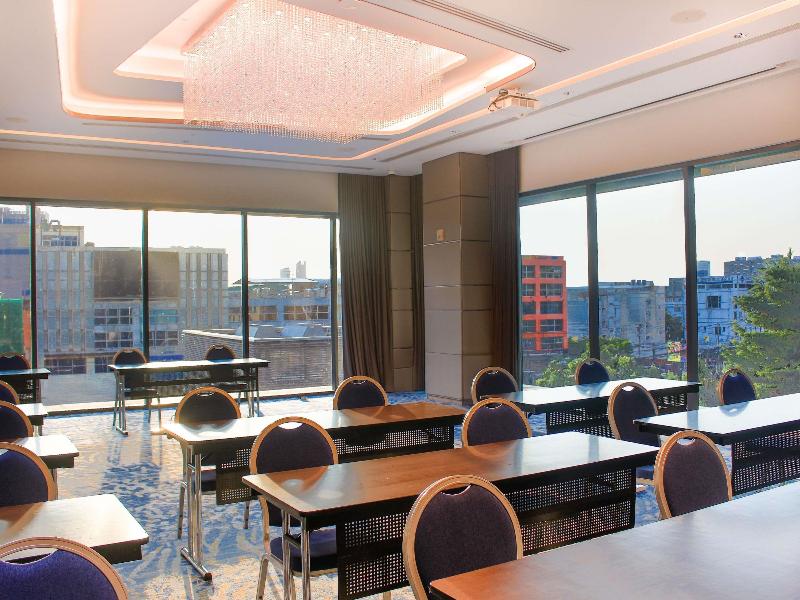 ibis Styles Bangkok Ratchada image