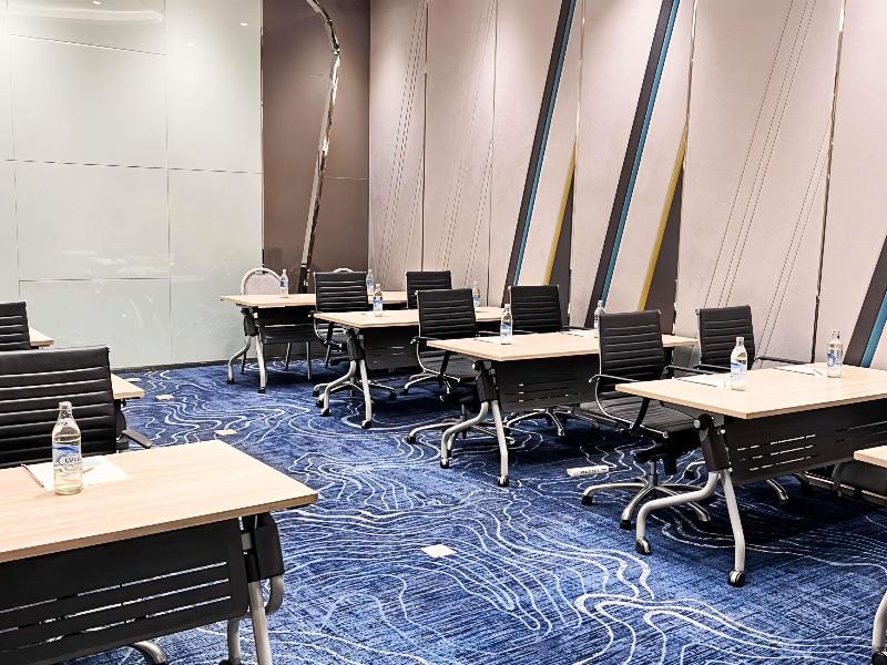 ibis Styles Bangkok Ratchada image
