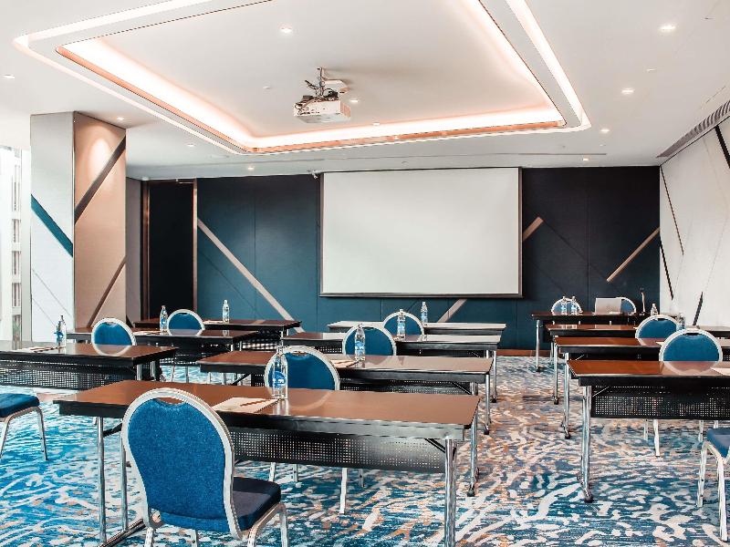 ibis Styles Bangkok Ratchada image