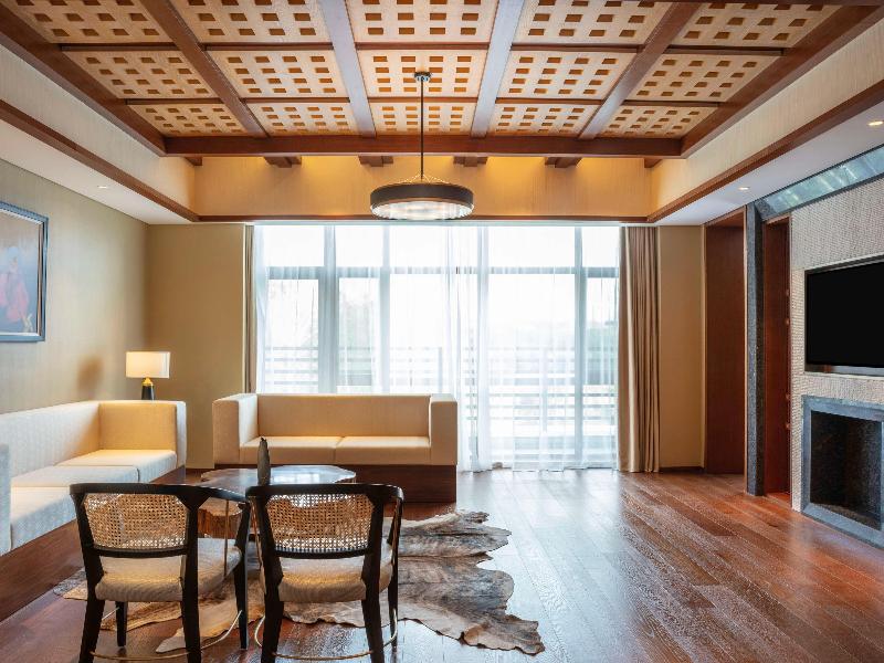 Pullman Changbaishan Resort image