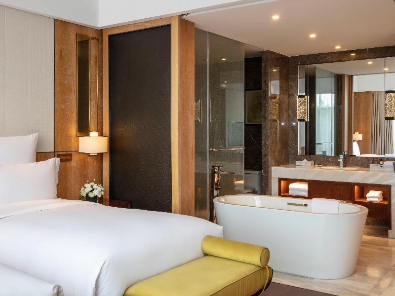 Pullman Changbaishan Resort image