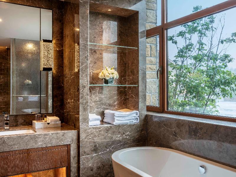Pullman Changbaishan Resort image
