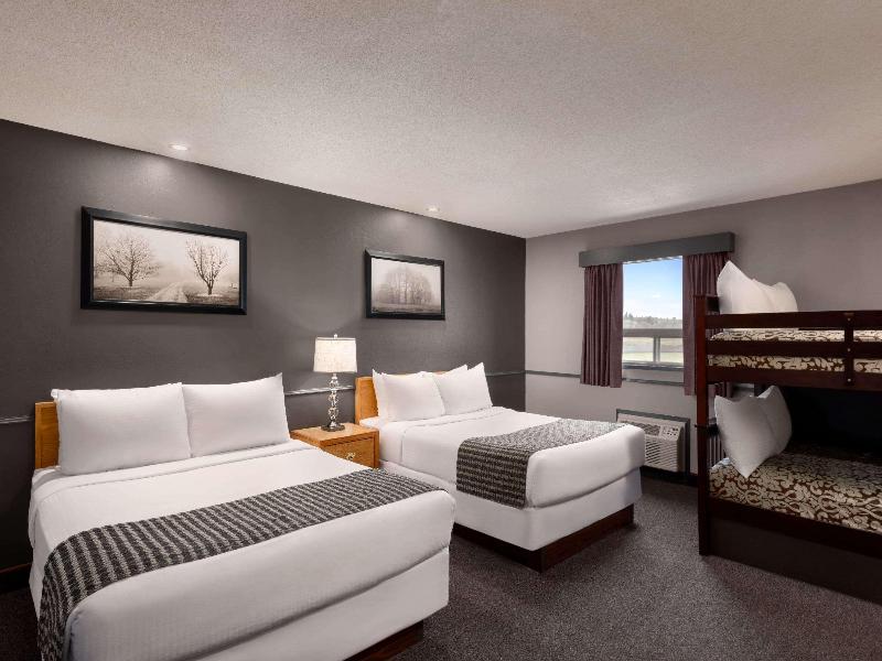 Travelodge By Wyndham Brandon image