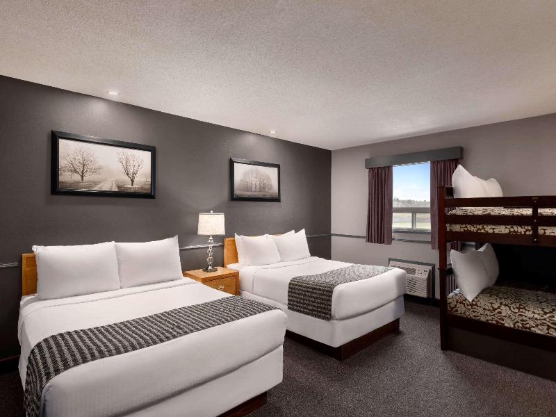 Travelodge By Wyndham Brandon image