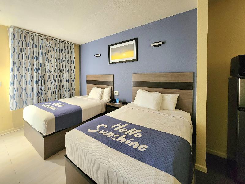 Days Inn By Wyndham Freeport image
