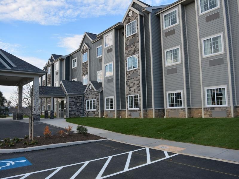 Microtel Inn and Suites by Wyndham Carlisle image