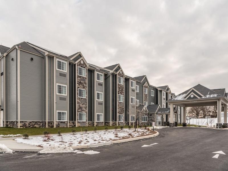 Microtel Inn and Suites by Wyndham Carlisle image