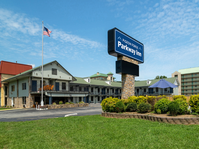 Pigeon Forge Parkway Inn image