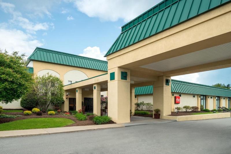 Ramada by Wyndham Indiana image
