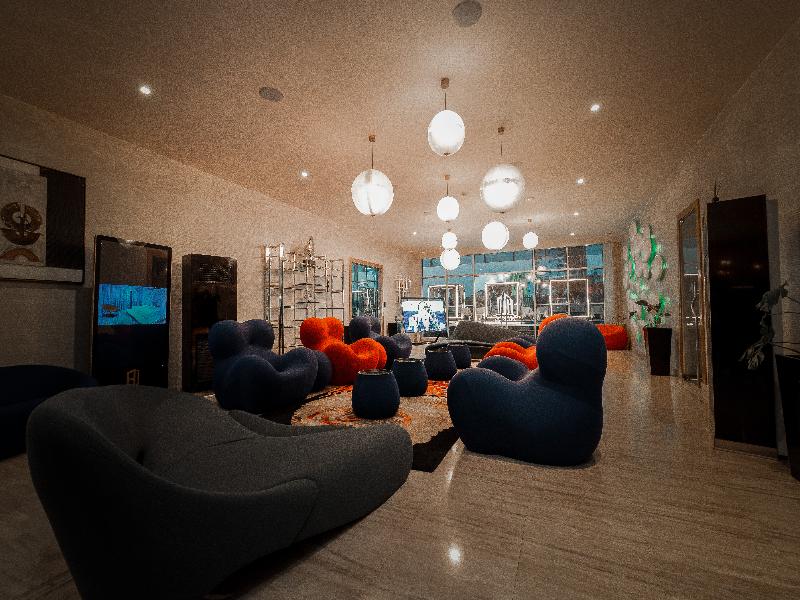 Kwarleyz Residence — view
