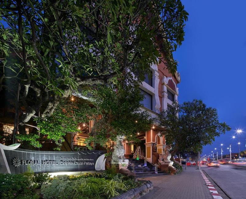 Floral Hotel Dolphin Circle Pattaya