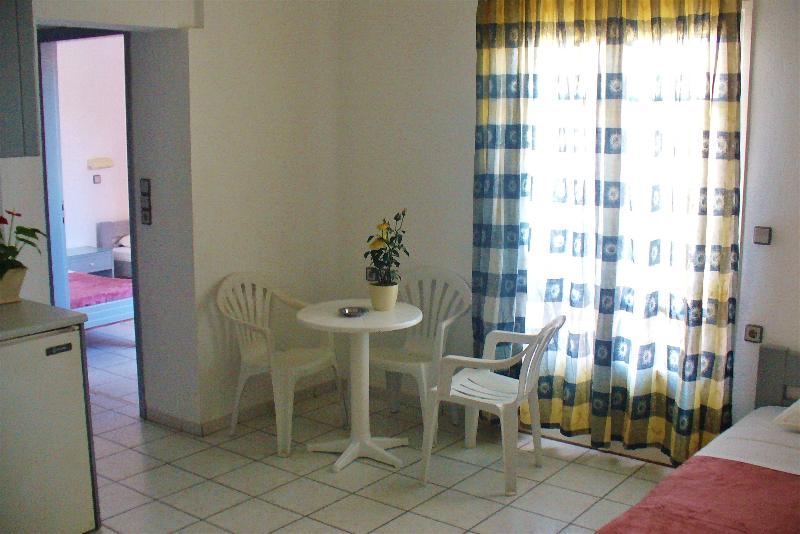 7 Days Studios & Apts 2 * - pic #8