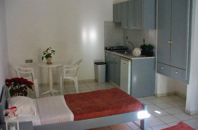 7 Days Studios & Apts 2 * - pic #9